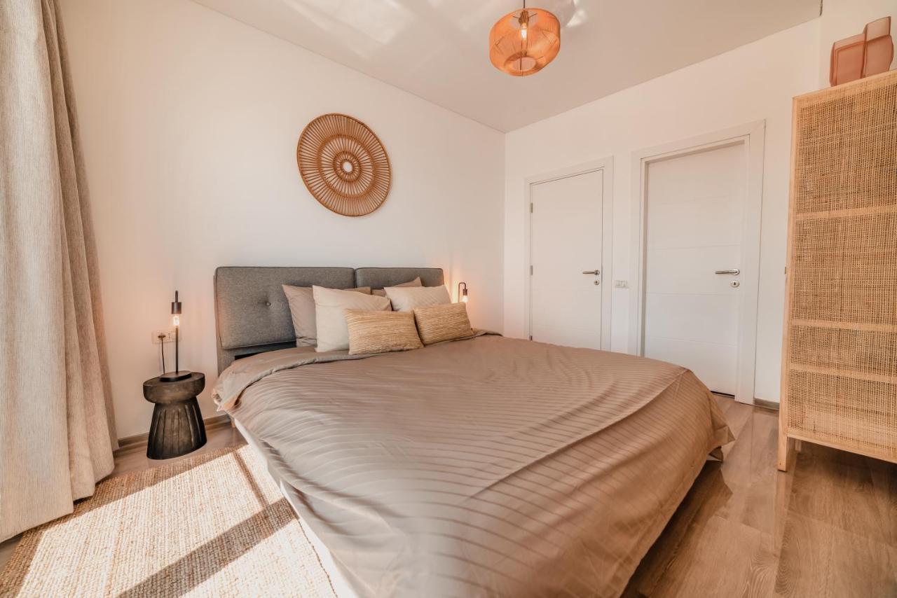Apartament Zoomers Cazare Mamaia Nord - Năvodari Buitenkant foto