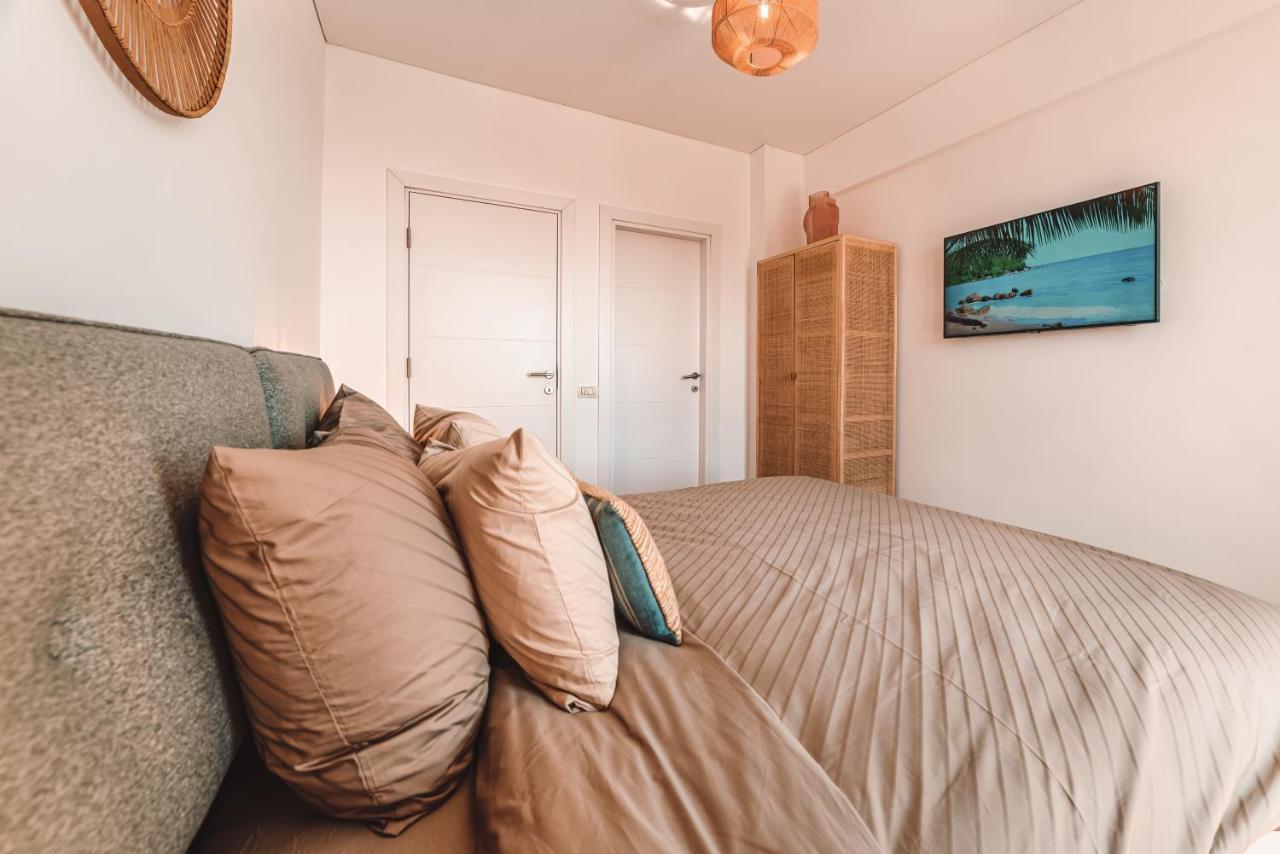 Apartament Zoomers Cazare Mamaia Nord - Năvodari Buitenkant foto